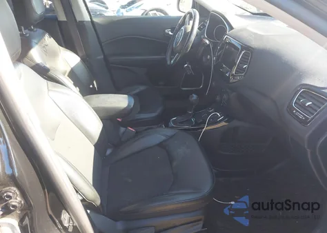 2021 Jeep Compass Altitude 4X4 from USA, damaged, VIN 3C4NJDBB8MT517757